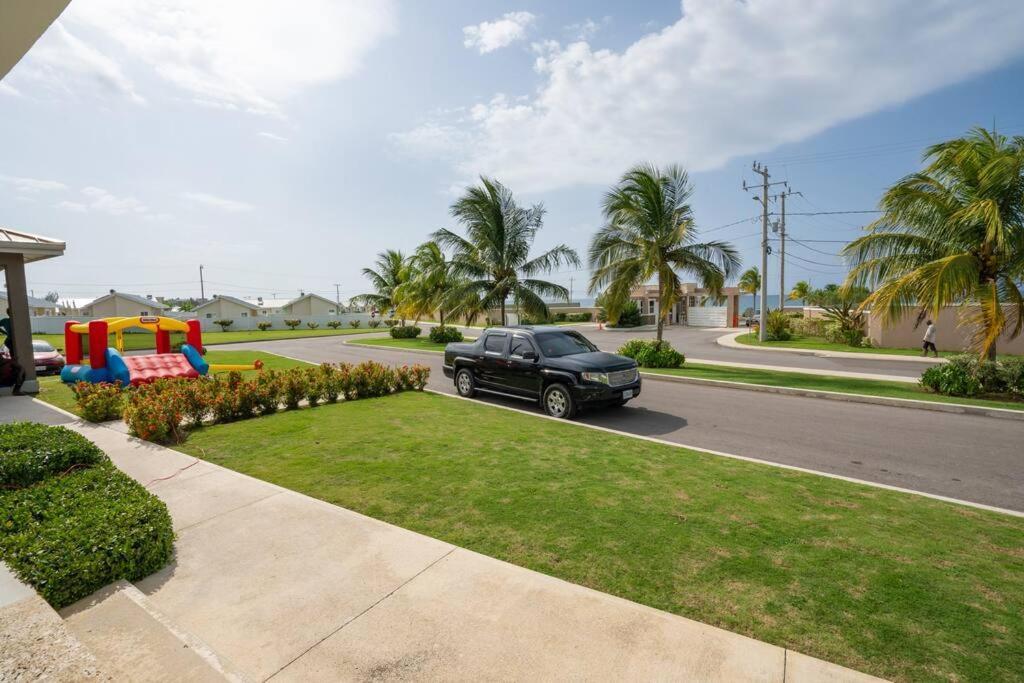 Jamaica Reggae Villa Lucea Luaran gambar